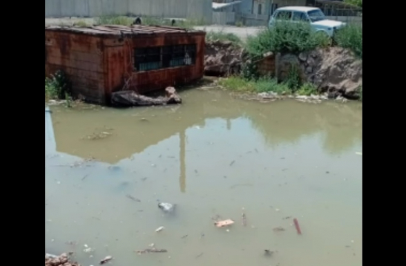 Ֆիրդուսում բնակիչներին զրկել են խմելու ջրից (տեսանյութ)